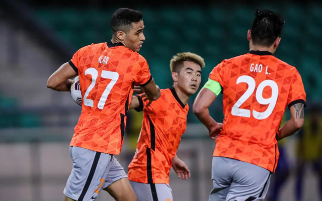 包含今晚体能课后，多伦多猛龙状态回暖备战中超，信心回归，阵容厚度经受考验的词条开云直播